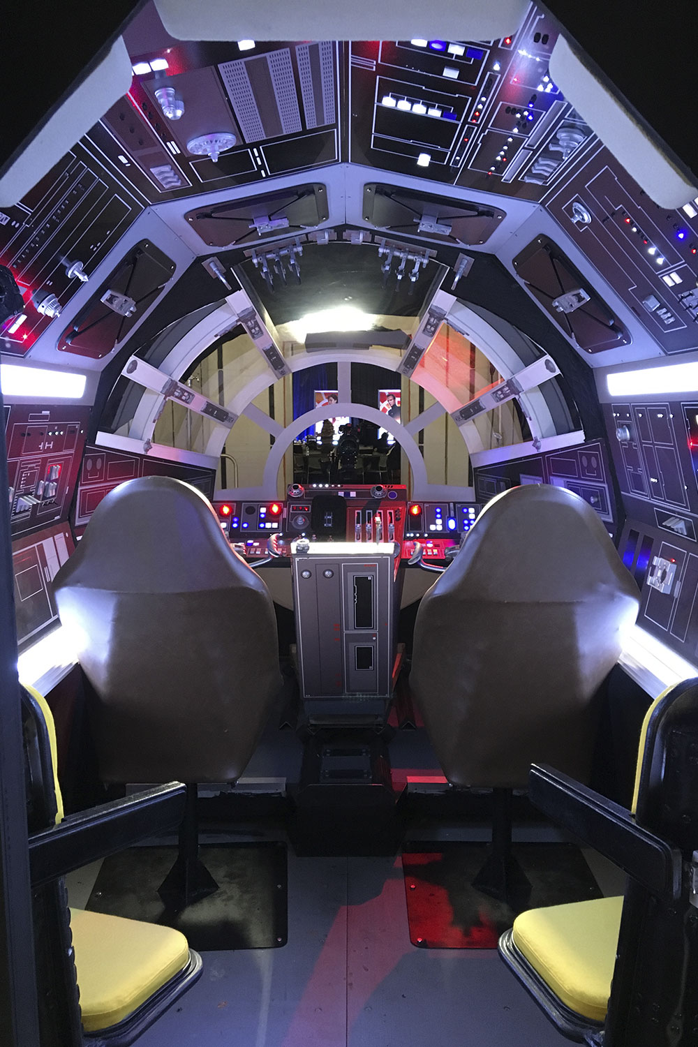 A Look Inside The Millennium Falcon Experience : EndorExpress