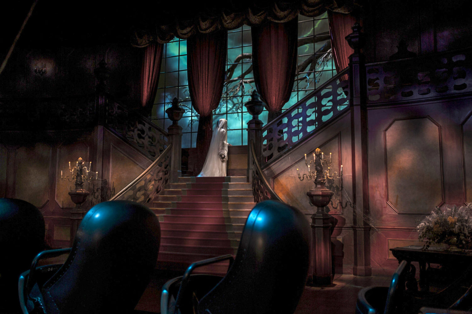 Phantom Manor Haunted House At Disneyland Paris Franc 